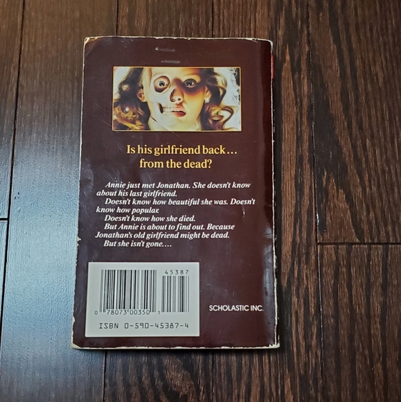 The Dead Girlfriend by R.L. Stine - Picture 2 of 3